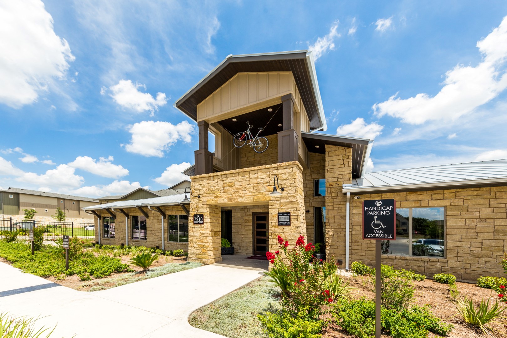 Legacy Creekside Apartments in San Antonio, TX